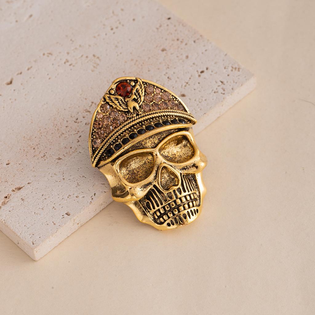 Exaggerated And Funny Personality, No Skulls, Halloween Brooches, Suits, Regular Clothes, Easter Accessories, Corsages.