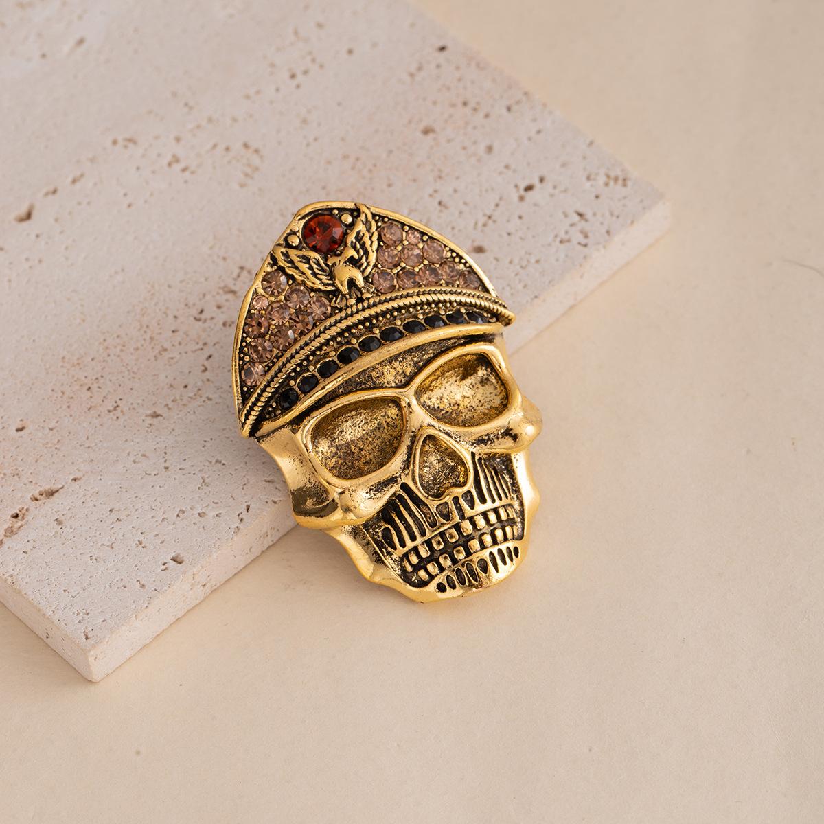 Exaggerated And Funny Personality, No Skulls, Halloween Brooches, Suits, Regular Clothes, Easter Accessories, Corsages.
