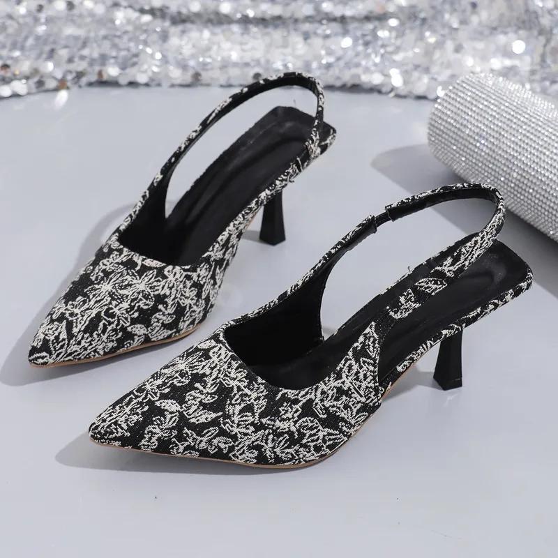 Fashion Women's Sandals 2025 Summer New Pointed Toe Closed Toe Embroidered High Heels Thin Heel Fashion Sandals Sandalias De Mujer