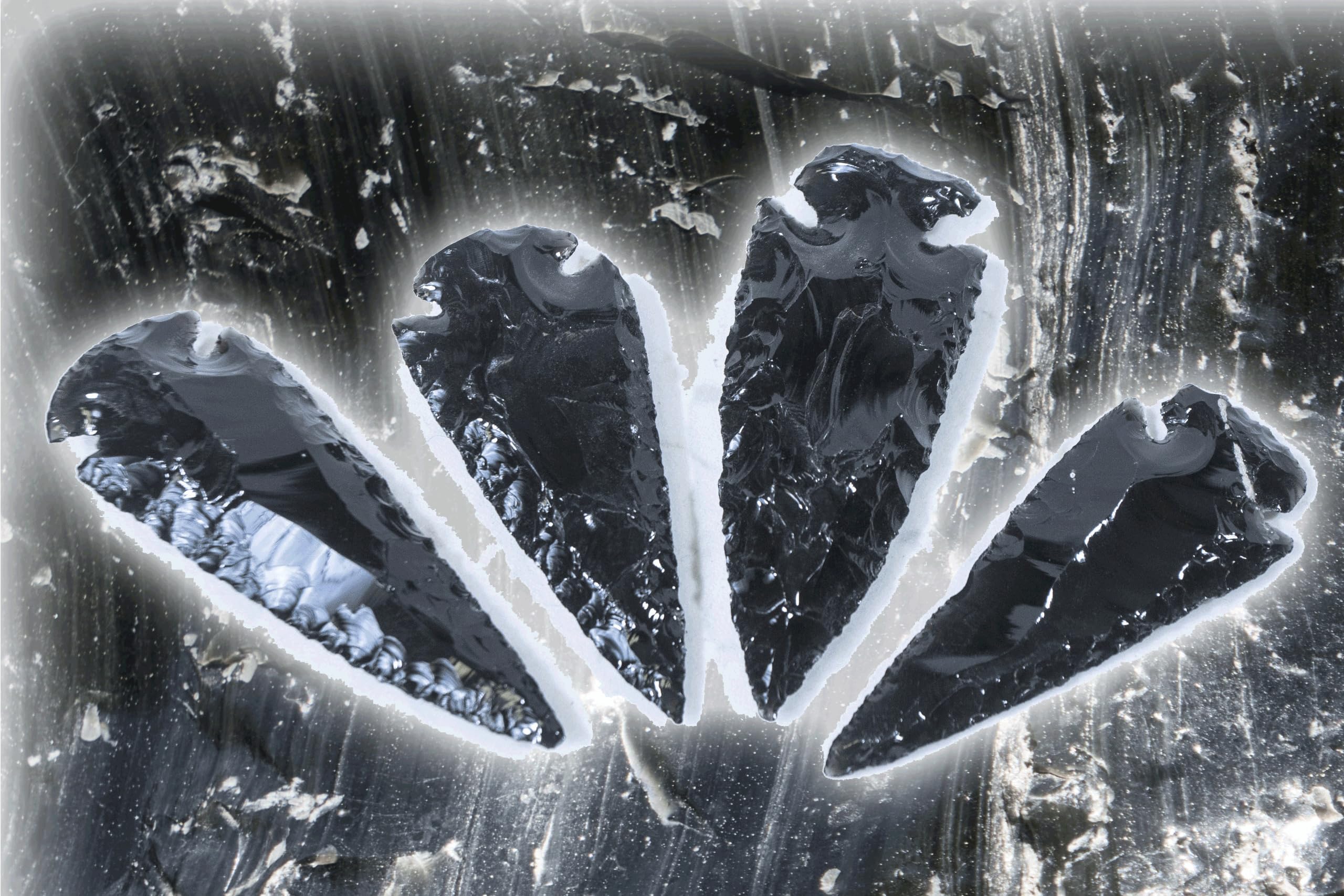 

Наконечник стрелы из обсидиана чёрный