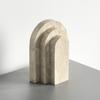 Telazzo Custom Modern Art Deco Handgefertigte Travertinstein Buchstützen mit unregelmäßiger Form für Innenraum Heim- und Hotel Wohnzimmer Dekor