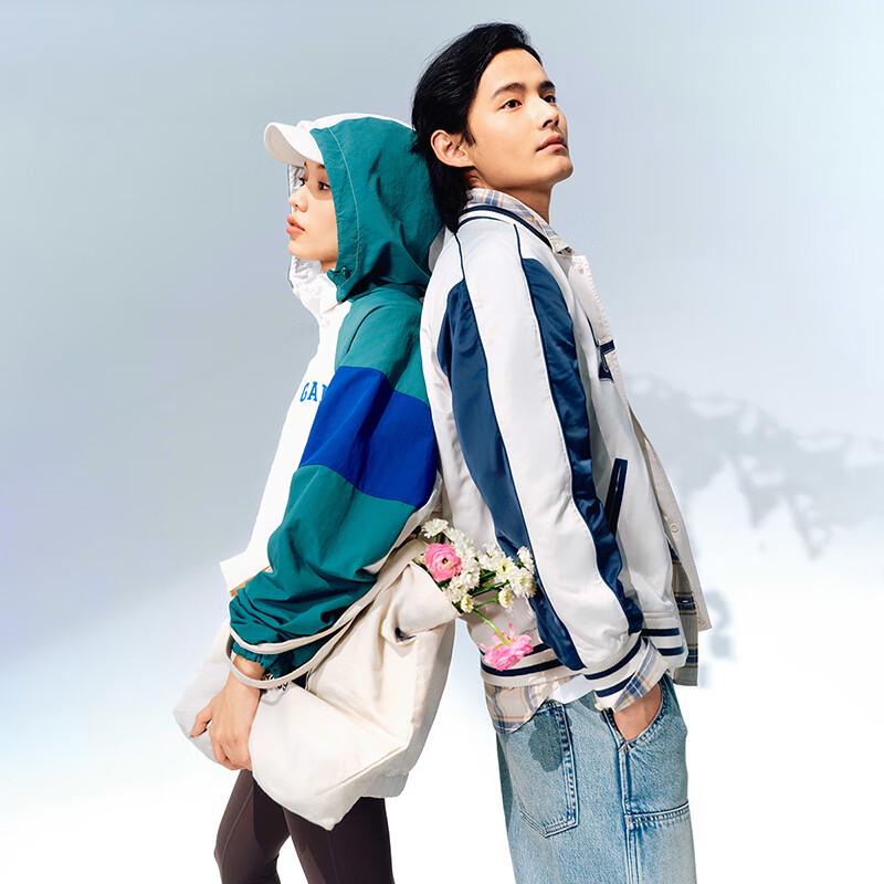 Gap Unisex Water-Repellent Color-Block Hooded Jacket