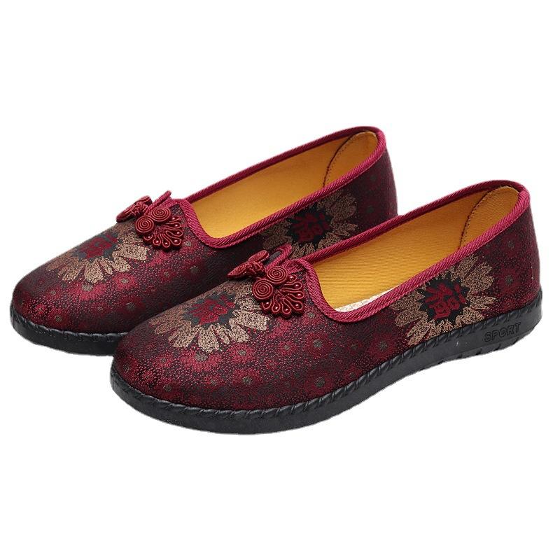 2025 Spring and Autumn Women's Shoes National Chinese Knot Mom Shoes Retro Old Beijing Cloth Shoes Large Size 42 Breathable Non-slip