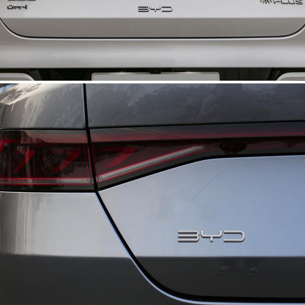 1 ks 3D kovové logo odznak s písmeny pro auto BYD Dekorace zadního kufru Nálepka Stylingové Auto Doplňky