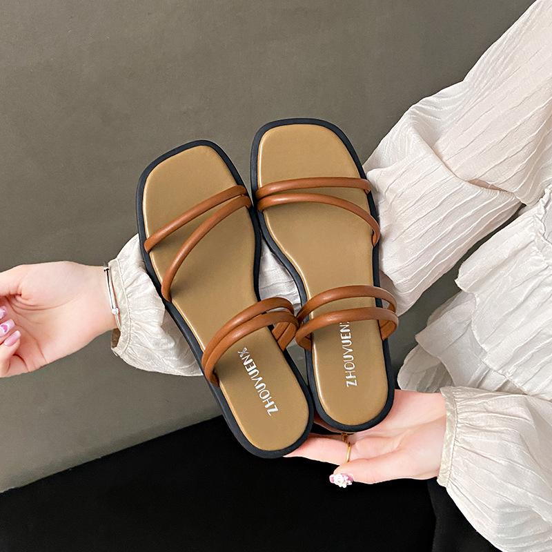 French Evening Breeze One-word Slippers Women's Summer Wear 2025 New Korean Version Fairy Retro Strap Flat Sandals