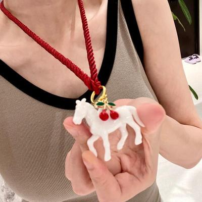 Bunte Rosskirsche Anhänger Lange Halskette Für Damen Verstellbare Pulloverkette Schmuck Modeaccessoire Choker