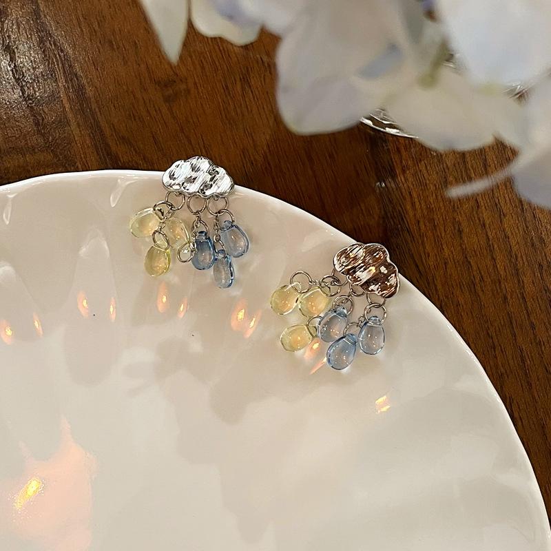Silver Color Cloud Water Drop Tassel Earrings Summer New Fashion Crystal Raindrop Cloud Shaped Earrings for Women Party Jewelry
