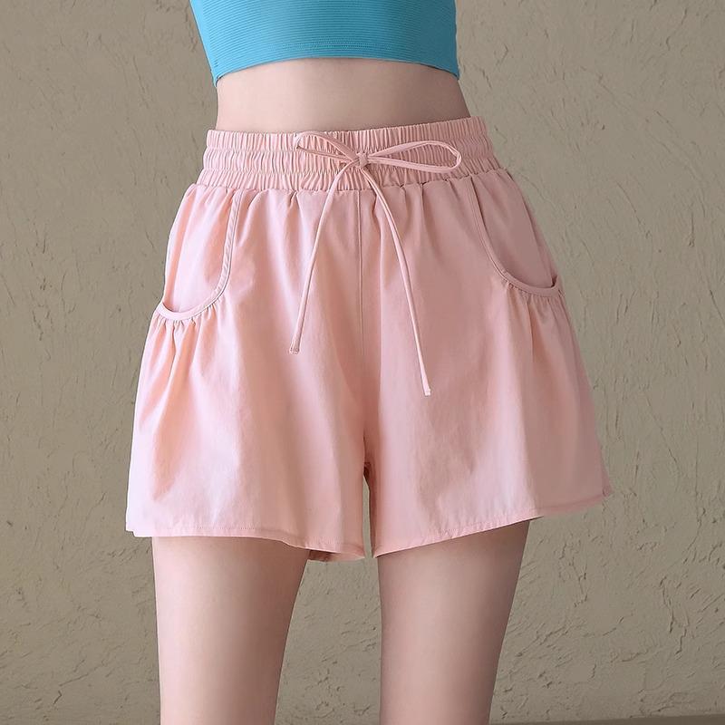 2026 Damen Doppellagige Sportshorts: Figurschmeichelnde Sommerkleidung zur Kaschierung von Makeln für Laufen, Training und Yoga.
