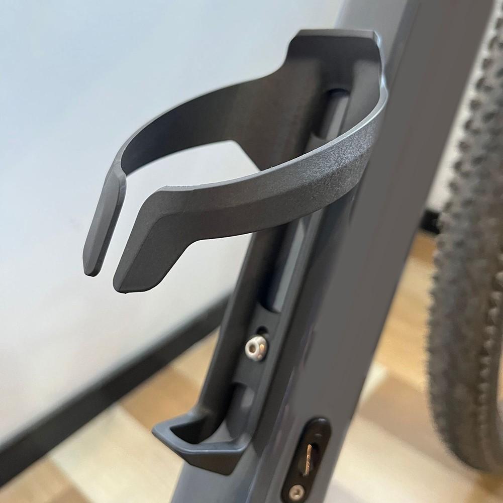 

Легкий композитный флягодержатель для горного шоссейного велосипеда, устойчивый к ветру