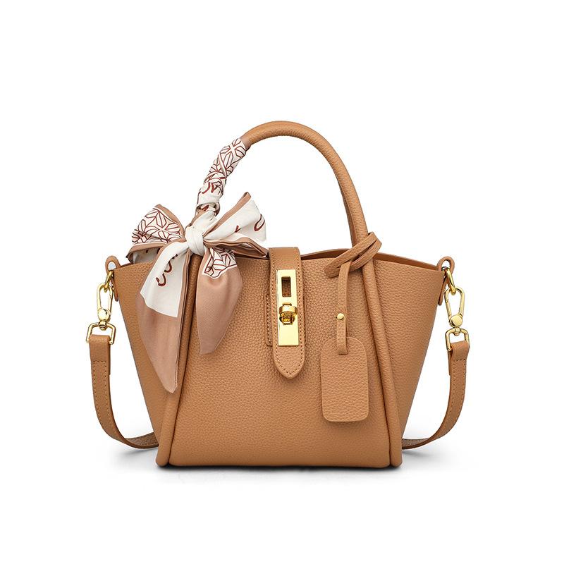 2025 New Women's Bag Crossbody Bucket Bag Versatile High-end Niche Genuine Leather Handbag Shoulder Bag Box Bag
