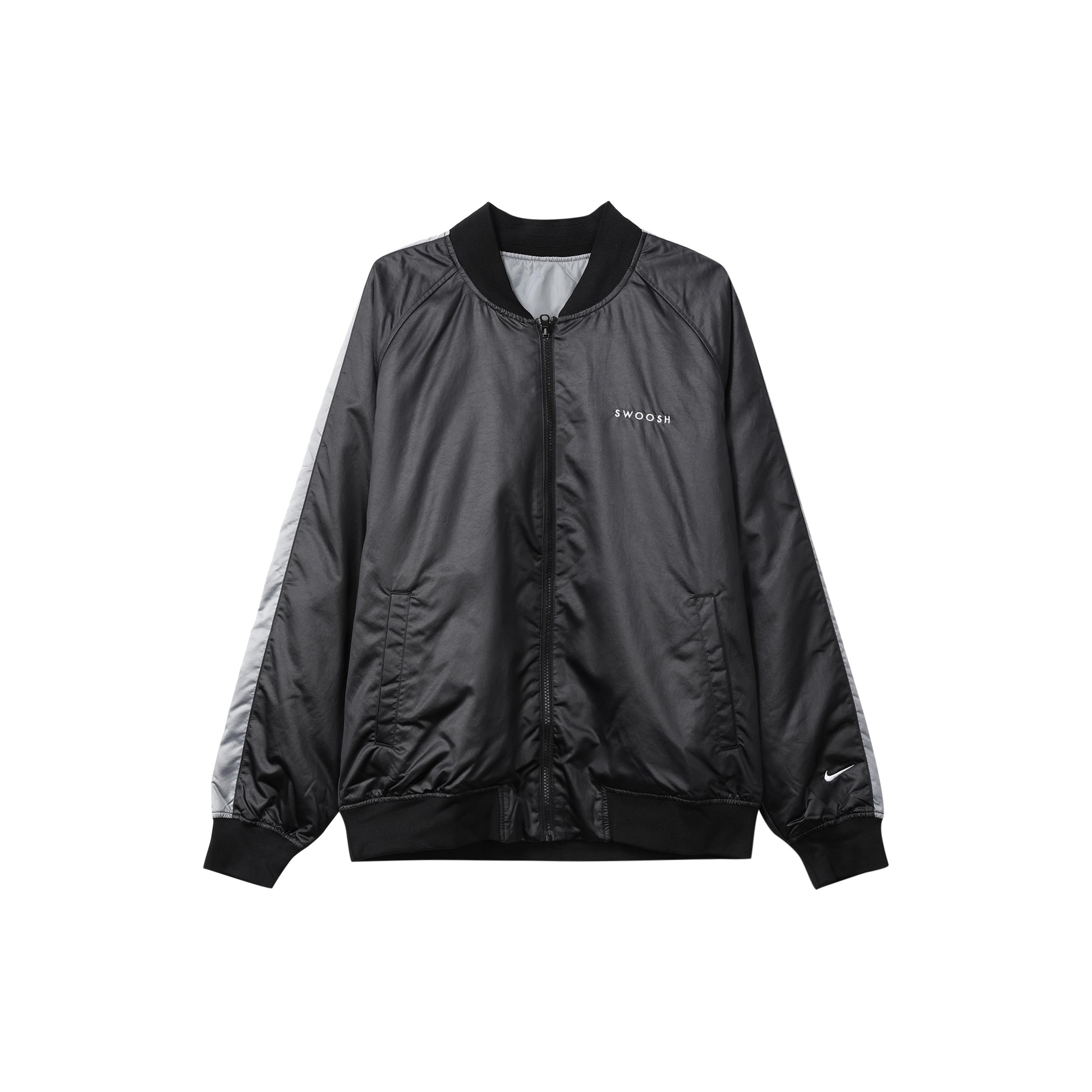 Мужская зимняя пуховая куртка Nike Черная DO2889-010 L