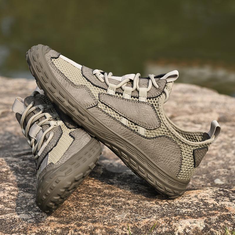 Fashion Breathable Hollow Out Mesh Flats Summer Men Hiking Shoes Retro Style Outdoor Sneakers Luxury Quality Men Climbing Shoes Trainers