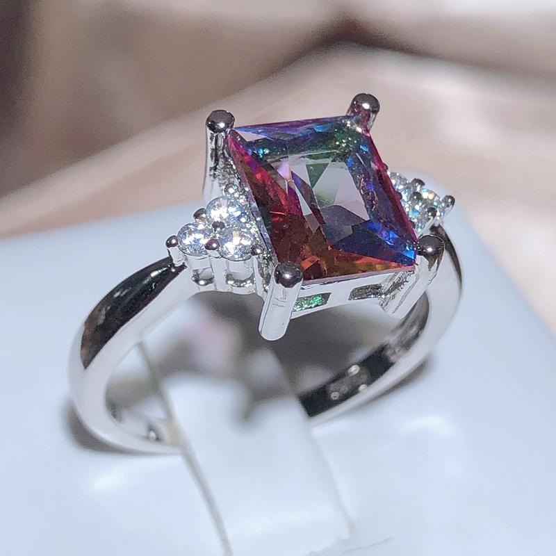 New Dazzling Square Zircon Ring Women 925 Stamp Flash Zircon Jewelry Party Wedding Birthday Gift Wholesale