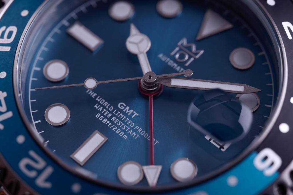 NEW Model Hyakuichi Mechanical Watch Automatic Manual Winding GMT Watch 200m Water Resistant Date Stainless Steel Bracelet Viking Blue [HYAKUICHI 101]