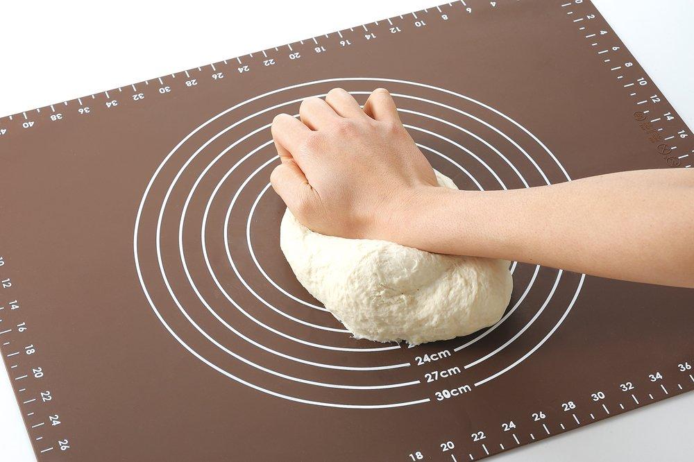 Yoshikawa Home Bakery Club Silicone Mat, 50 X 40 Cm, with Graduations, Non-Slip, Easy Dough Release, Foldable for Storage, Bread Mat, SJ1455