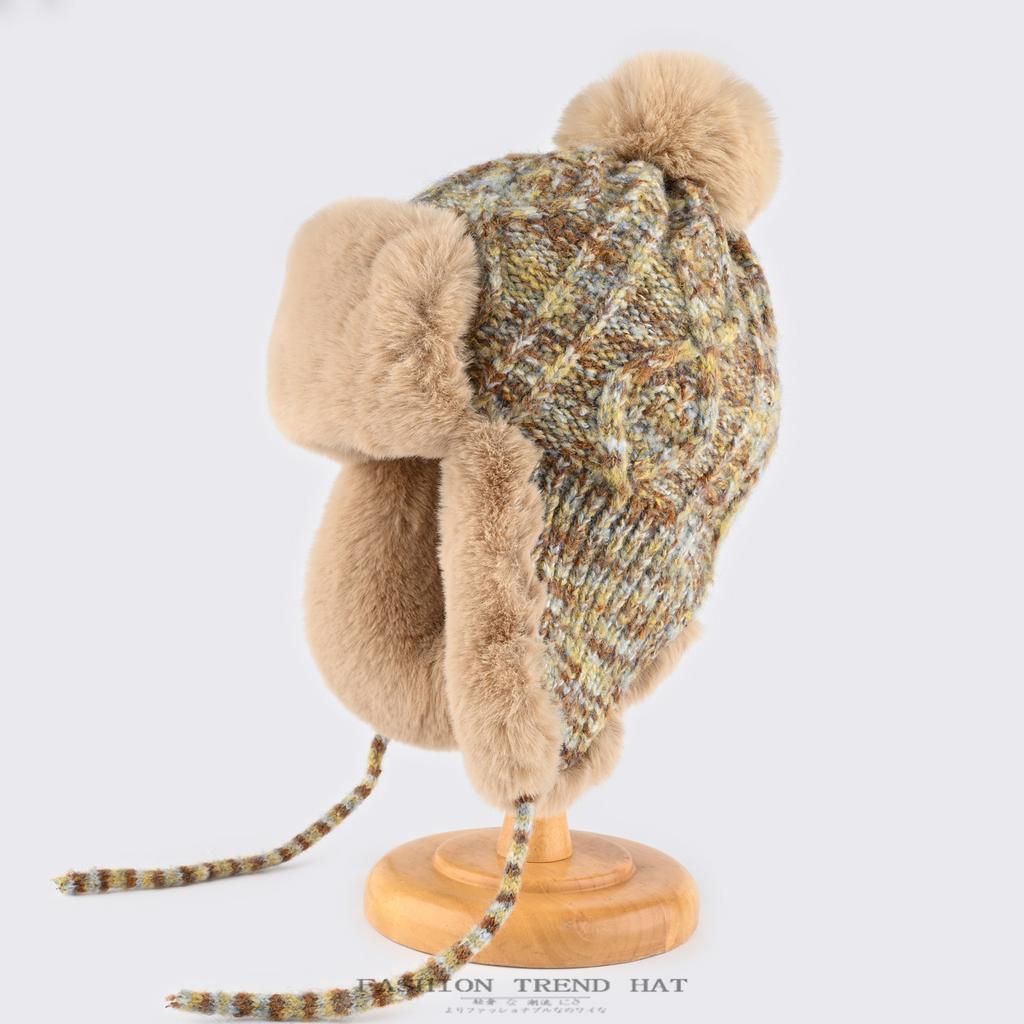 Plush knitted hat women's winter thickened warm ear protection wool hat Northeast outdoor cycling cold-proof Lei Feng hat
