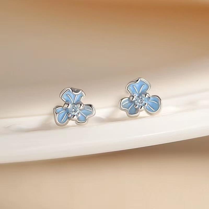 

Iris Flower Stud Earrings - Niche, Minimalist Luxury Women s Earrings, High-end Accessories