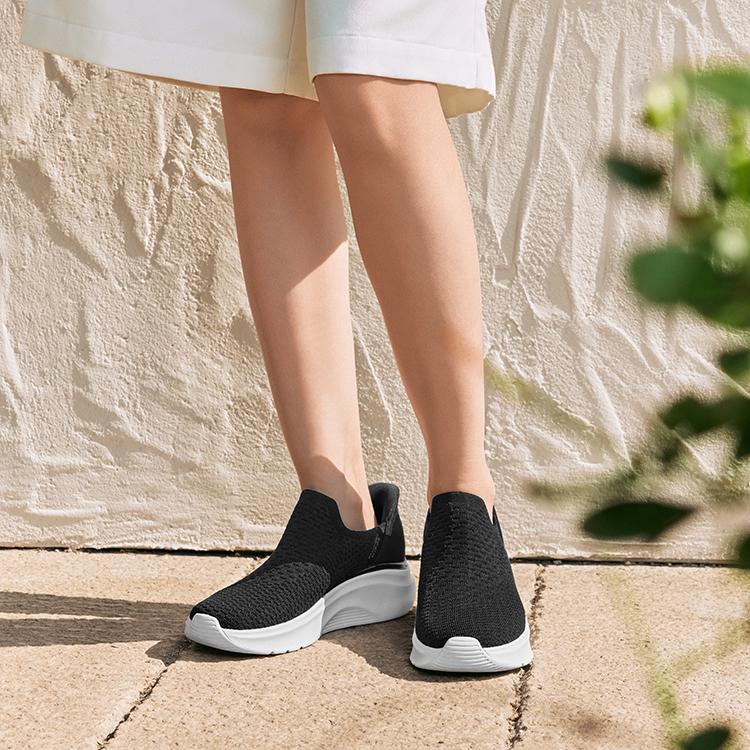 Skechers Slip-Ons Comfortable Versatile Low-Top Casual Shoes Women Sneakers Black White 117619-BLK