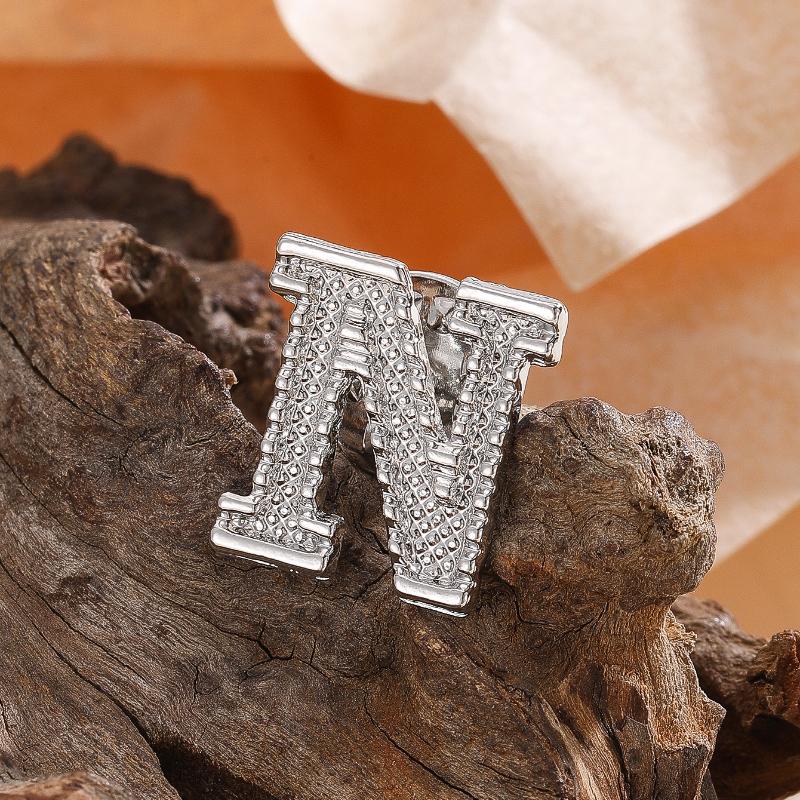2Pcs Initial A To Z 26 Letters Pin Silver Color Fashion Metal Alphabet Women Men Suit Collar Lapel Brooch Pin Accessories