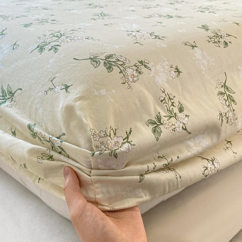 Small Fresh Floral Pattern,100% Cotton,Fitted Sheet With Deep Pocket 160x200,No Pillowcase,Soft Breathable,133x72 Fabric