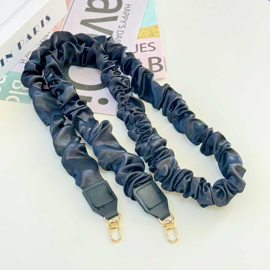Korean-Style Silk Mobile Phone Crossbody Lanyard: Versatile, Fashionable, Sturdy Anti-Loss Chain