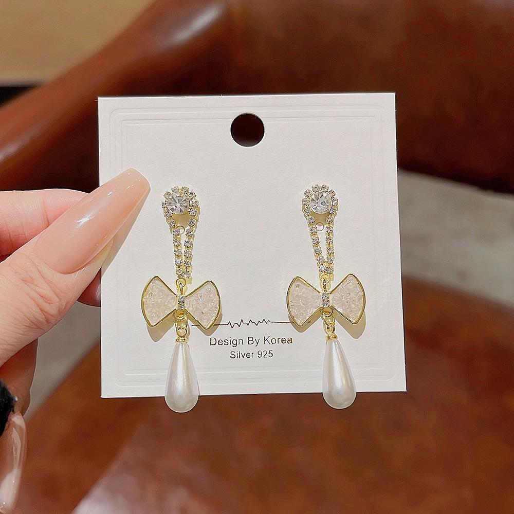 925 Silver Needle Gentle Confession Pearl Earrings Female Autumn and Winter Niche Design Sense of Luxury Bow High Sense Earrings