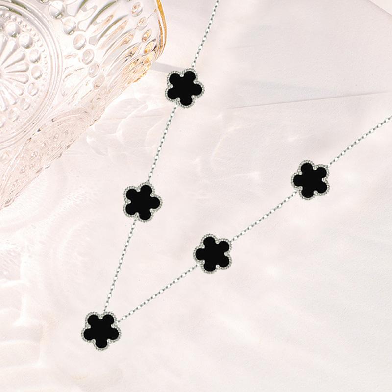 Gold Silver Color Pendant Necklaces Double Sided Flowers Stainless Steel Necklace Elegant Charms for Necklace Women Charm Clover