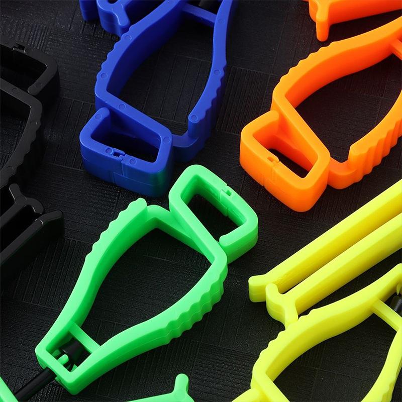 Multifunctional Glove Clip Holder Hanger Guard Labor Work Clamp Grabber Catcher