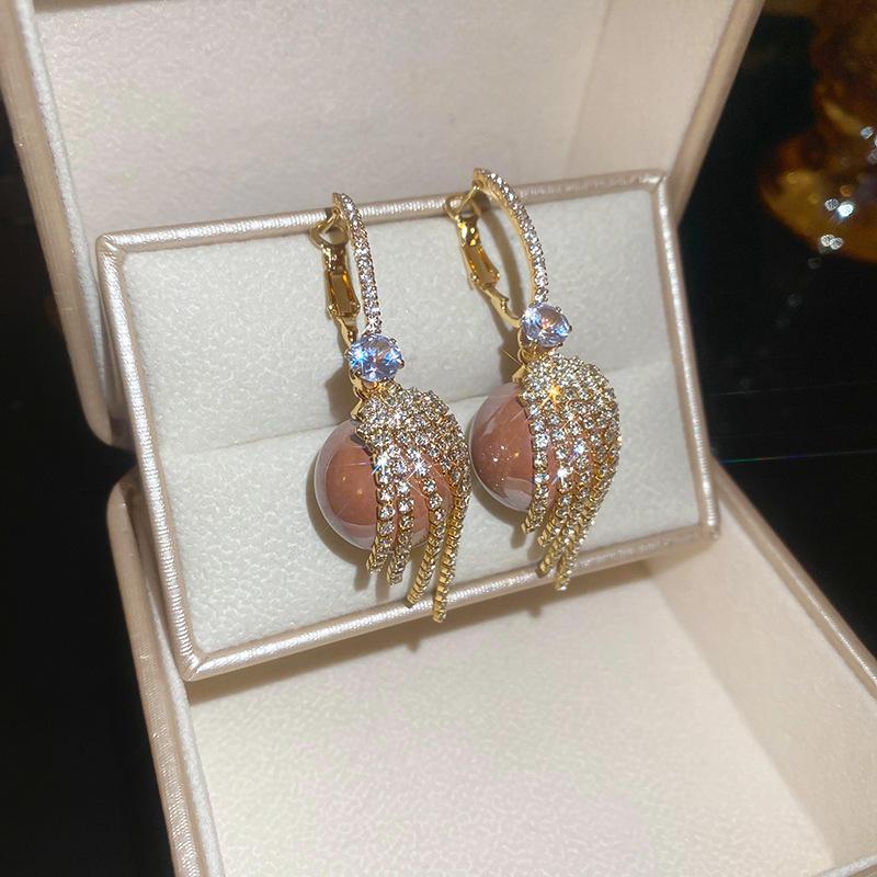 Silver Needle Luxury Zircon Flower & Butterfly Pearl Earrings - High-End French Retro Autumn/Winter Style
