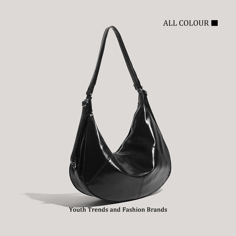 Dumpling bag new large-capacity commuter niche high-end messenger bag woman