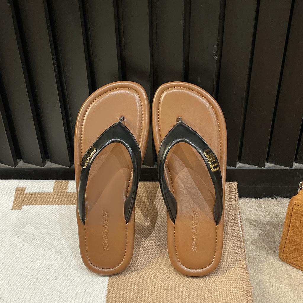 Versatile Clip New Fairy Shoes Slippers Female Summer Wear Fashion Design Lazy Flip-flops Niche Toe Fashion 2025