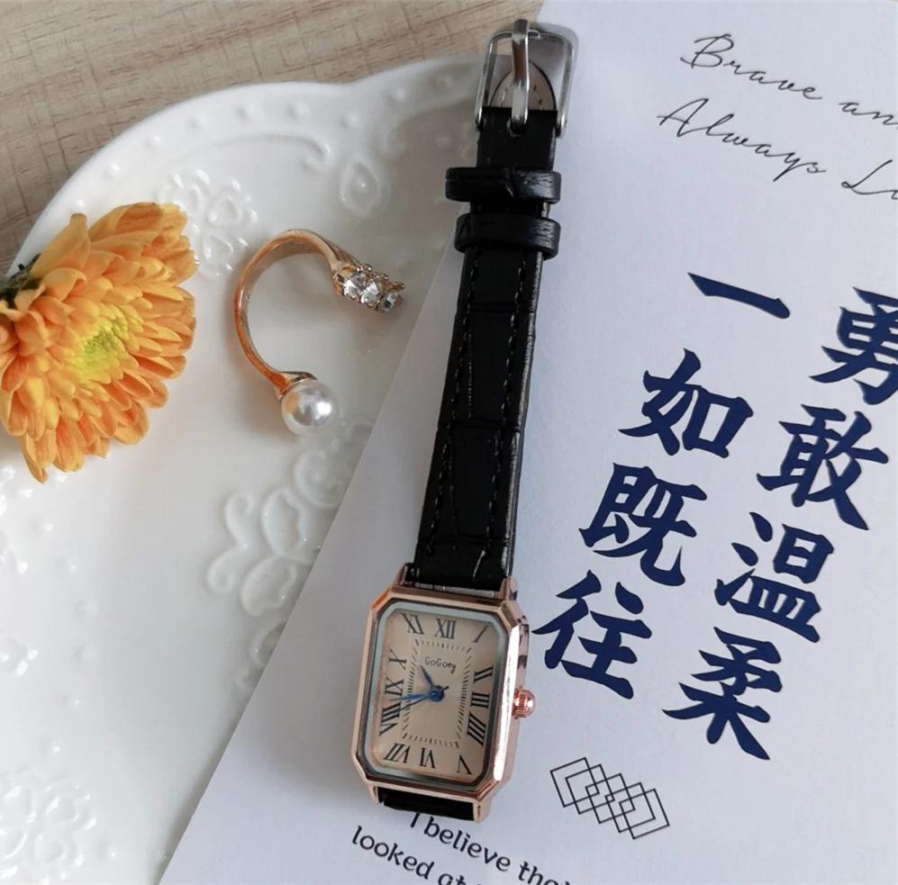 Lässige Retro Quarzuhren mit römischem Zifferblatt Damen Rechteckiges Lederarmband Armbanduhr Uhr Modisch für Frauen Reloj De Mujer