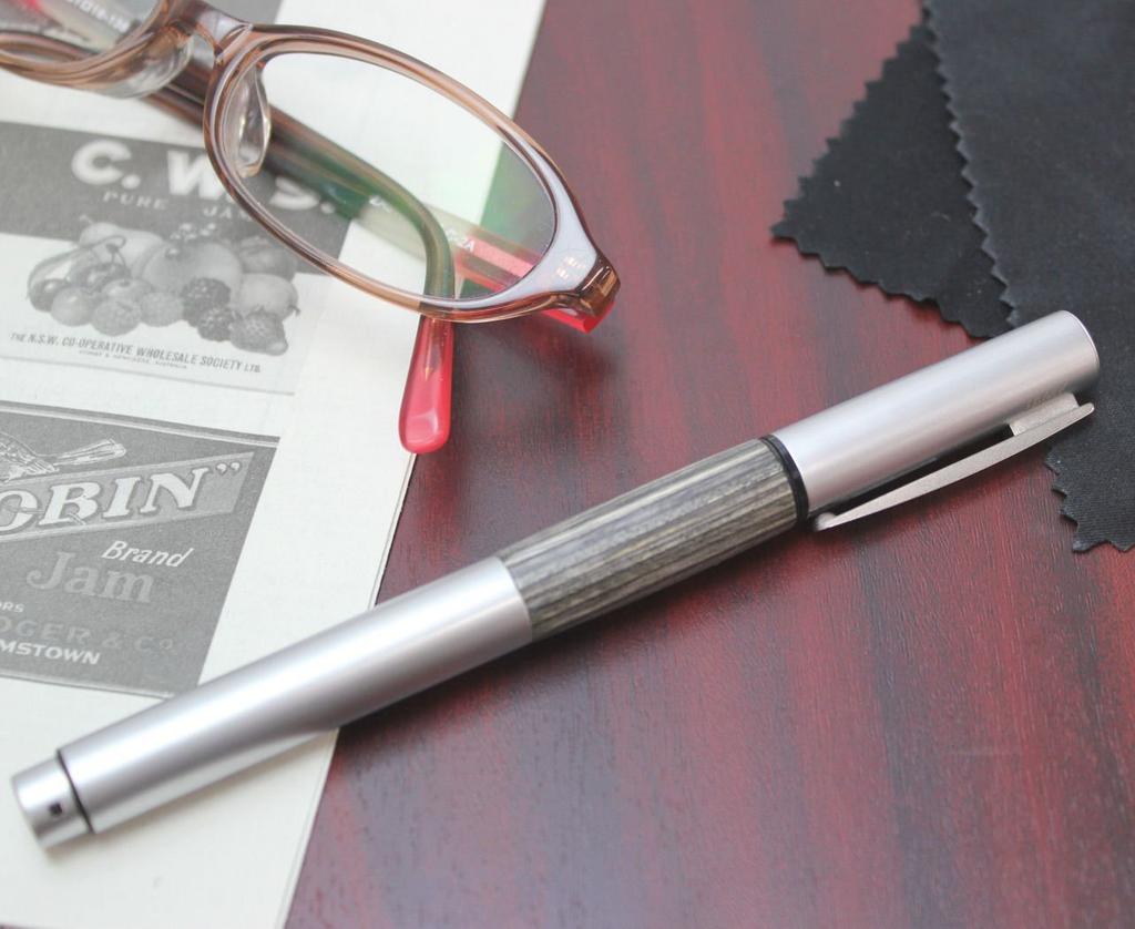 LAMY Fountain Pen Nib EF Accent AL Grip Genuine Imported Product (Extra-fine) Wood-like L96KW-EF Dual-use
