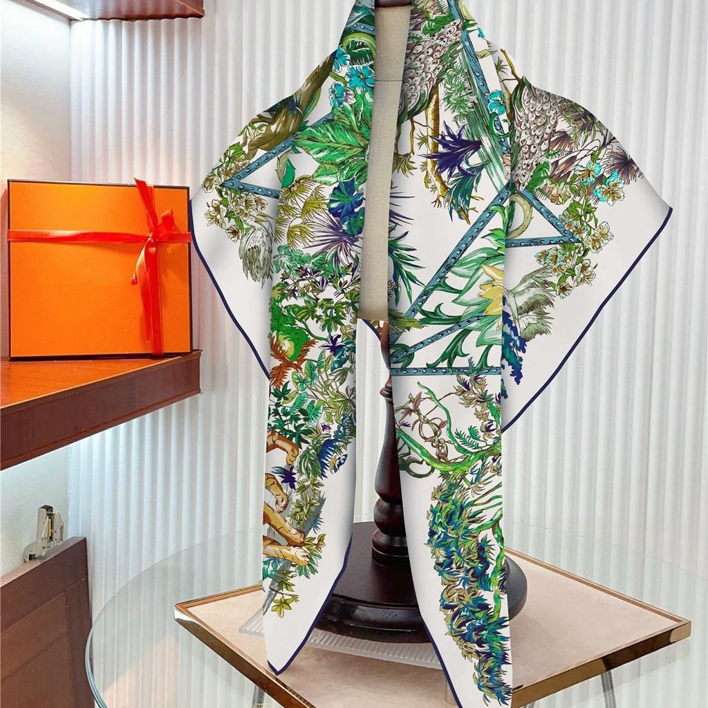 90CM Lady Decoration Twill Scarves Travel Sunscreen Shawl Animal In Forest Printed Square Hair Scarf Shawl Stole Hijab for Women