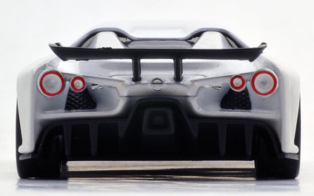 Tomica Limited Vintage Neo NISSAN CONCEPT 2020 Vision GranTurismo Completed (White)