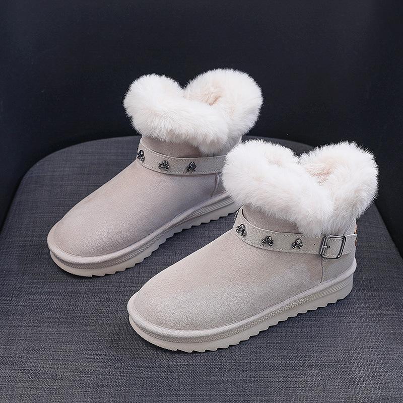 New snow boots women s short boots winter fur integrated low boots 36 бежевый