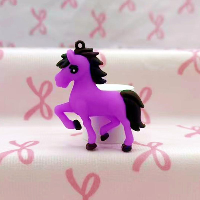 2026 Год Лошади Брелок Шарм для Сумки Подарок на Год Знак Зодиака Лошадь Кукла Украшение фиолетовый