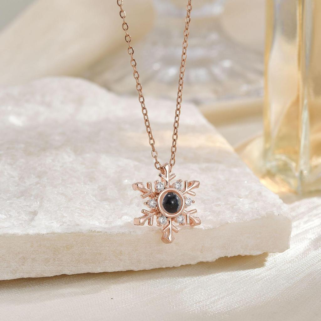 Snowflake Projection Necklace with Diamond Pendant - 100 Languages, Perfect for Mother's or Valentine's Day