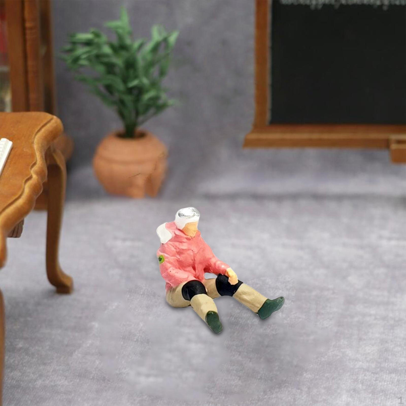 1/64 Scale Hiker Climber Miniature Resin Accessory Handcrafted for Bonsai Home Decoration Sit