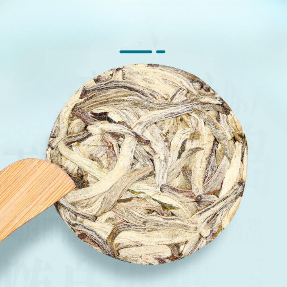Icelandic Ancient Tree White Tea Pu'er Tea Raw Tea Yunnan Moonlight White Tea