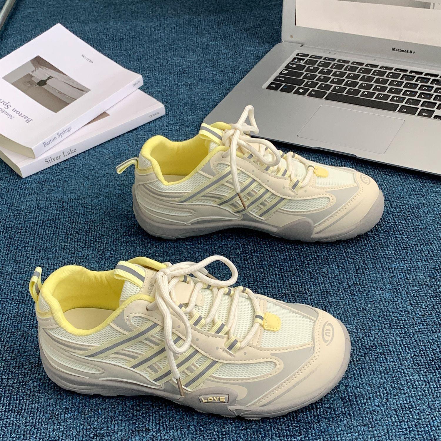 

2025 autumn new casual flat sports Forrest Gump shoes German training shoes breathable mesh lace-up casual women s shoes batch 35