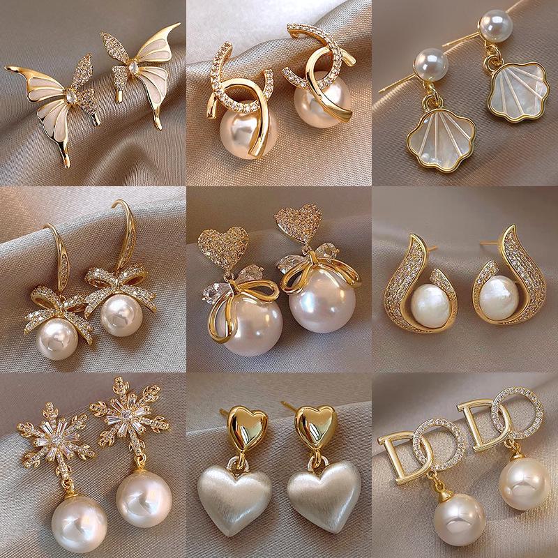 2024 High-End Pearl Stud Earrings: French Light Luxury Style for Women