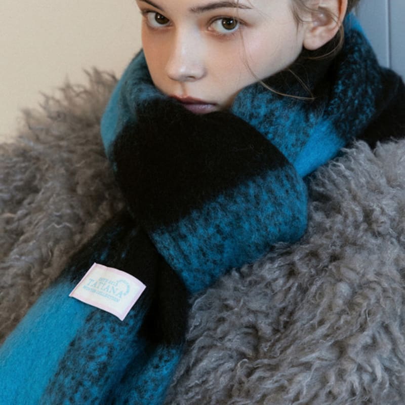 TATIANA Blue Board Wool Blended Muffler MF8129 2 Colors