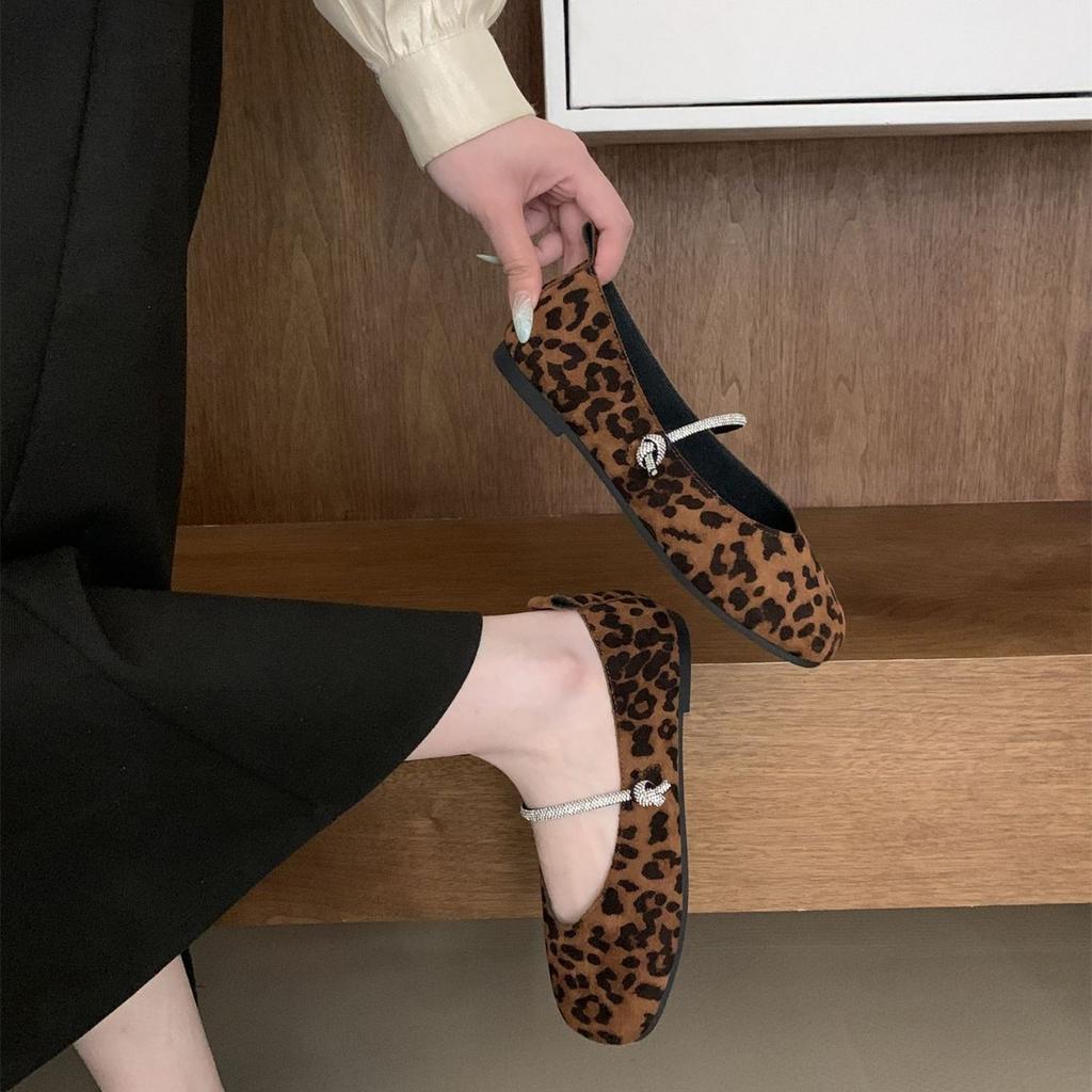 Gentle shallow mouth single shoes women's new rhinestone sparkling Mary Jane shoes grandma shoes flats