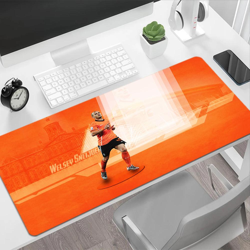 Wayne Rooney Manchester Grand Tapis de Souris Tapis de Souris Gamer Impression HD Tapis de Bureau Fond en Caoutchouc Antidérapant Article de Décoration pour Ordinateur Utilisation au Bureau