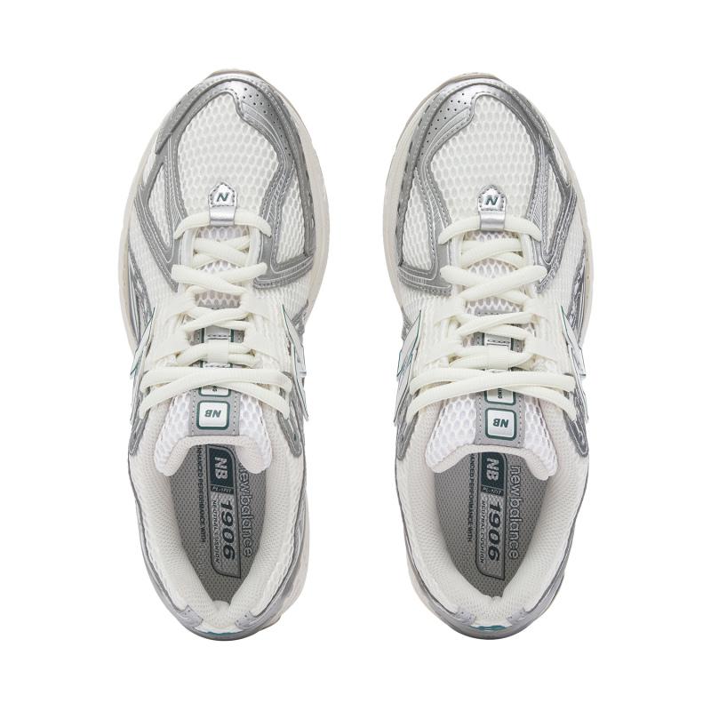 New Balance 1906R Silver Metallic Cream Sneakers M1906REE