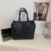 Large capacity simple shoulder bag women's new high-end sense versatile fashion underarm bag commuter tote bag