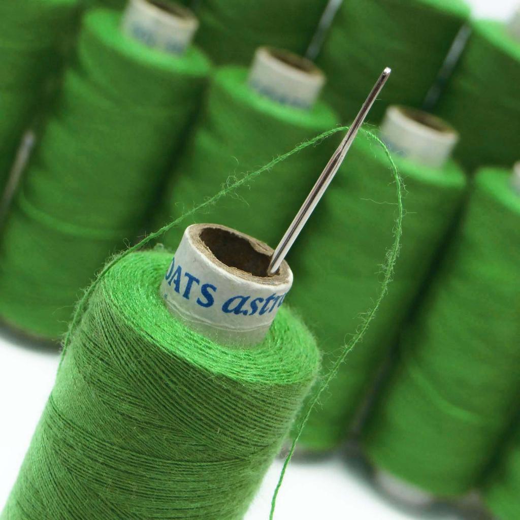 IBA Indianbeautifulart Blue Over Locking Spun 20 Pcs Quilting Sewing Wholesale Polyester Spool
