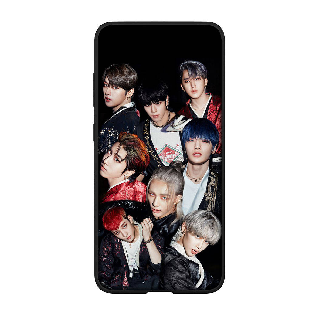 for iPhone 17 16 15 Xiaomi Poco F7 F8 X7 X6 C85 C75 C71 M8 Redmi Note 14 13 12 11 Pro Max 14C 13C 15C A3 A4 Phone Case Kpop Stray Kids SKZ K pop Cover