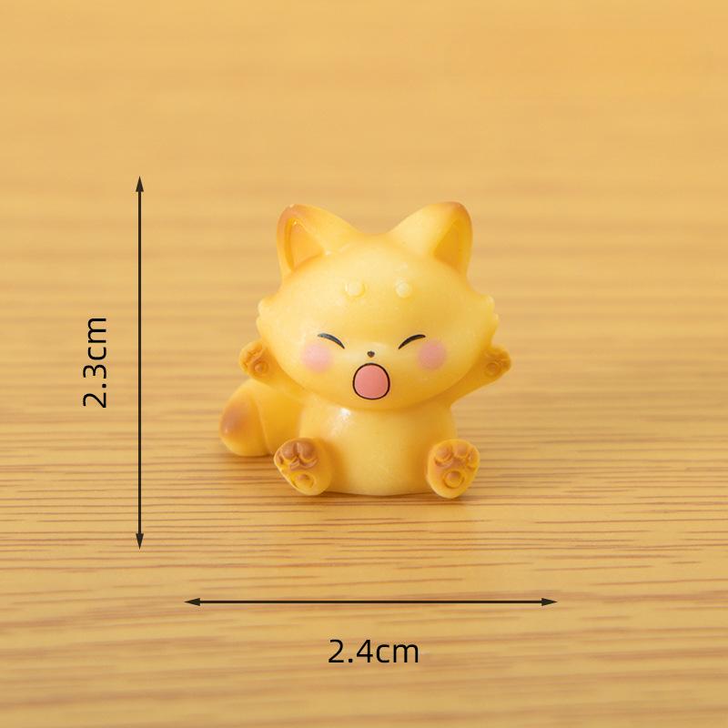 

Милі Маленькі Лисички Домашні Прикраси Ляльковий Будиночок Офіс Автомобіль Смола Маленькі Прикраси та Аксесуари Reaching out fox